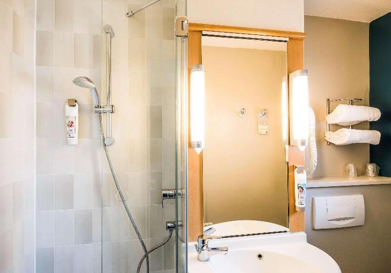 标准间带双人床, Ibis Tours Centre Gare