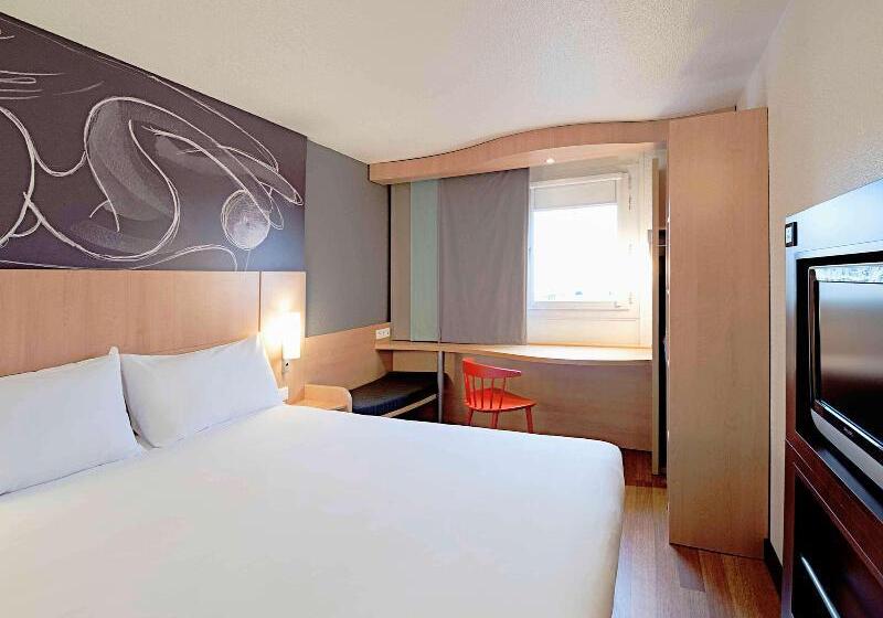 Номер Стандарт Двуспальная Кровать, Ibis Tours Centre Gare