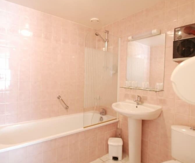 スタンダードルーム, Logis Grand Hôtel De L Europe