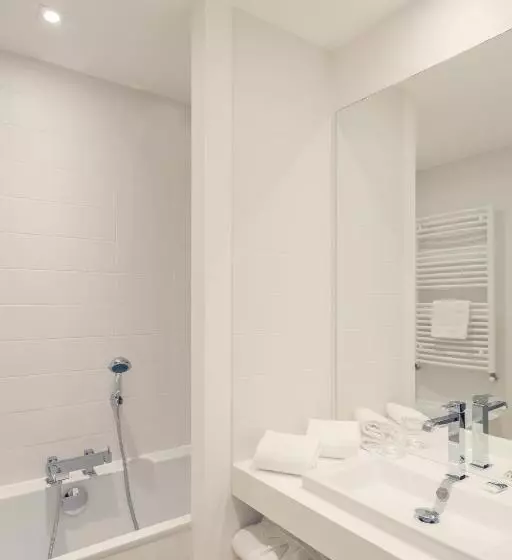 اتاق پرستیژ, B&b Home Brides Les Bains Les 3 Vallées