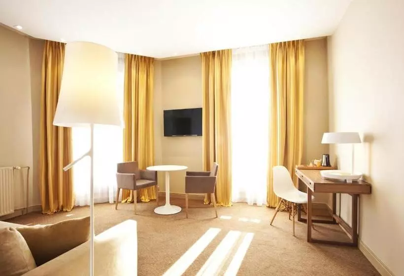 سوییت جونیور, B&b Home Brides Les Bains Les 3 Vallées