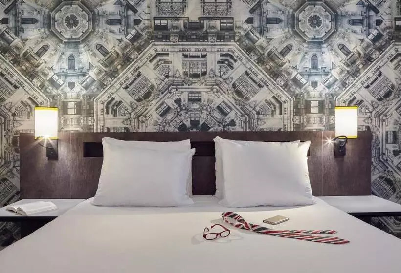 سوییت, Mercure Paris Roissy Cdg