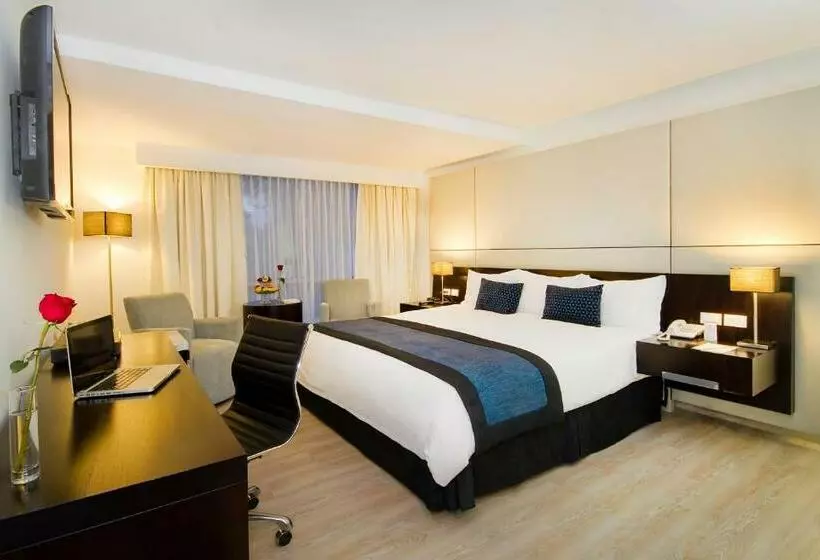 Quarto standard, Oro Verde Cuenca