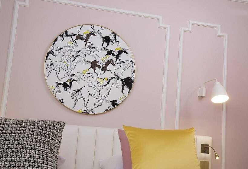 غرفة قياسية, Pastel Paris