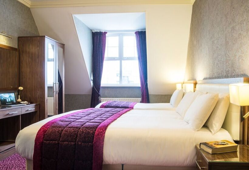 غرفة قياسية ثلاثية, The Great Northern