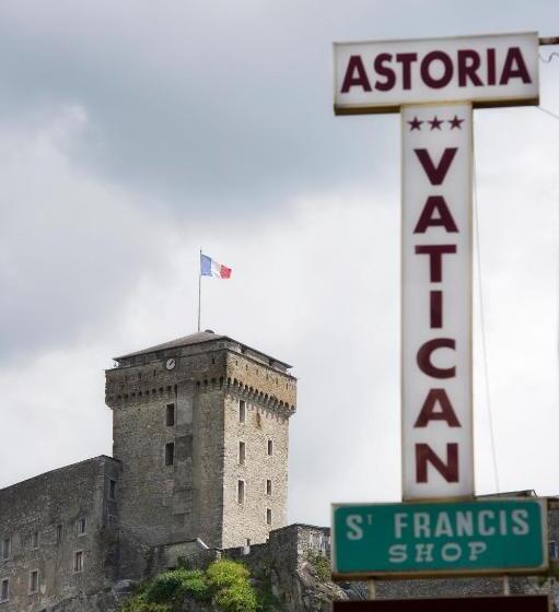 Номер Стандарт Индивидуальный, The Originals City, Hôtel Astoria Vatican, Lourdes