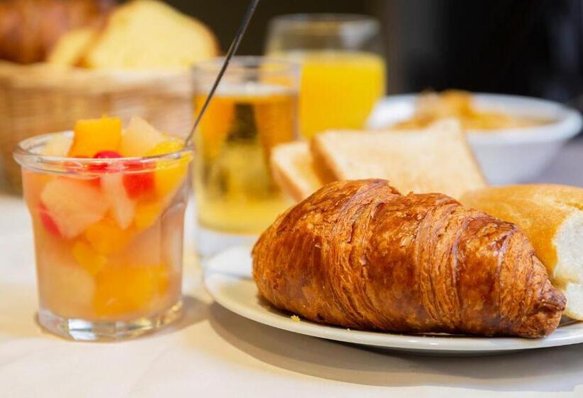 اتاق استاندارد یک نفره, The Originals City, Hôtel Astoria Vatican, Lourdes