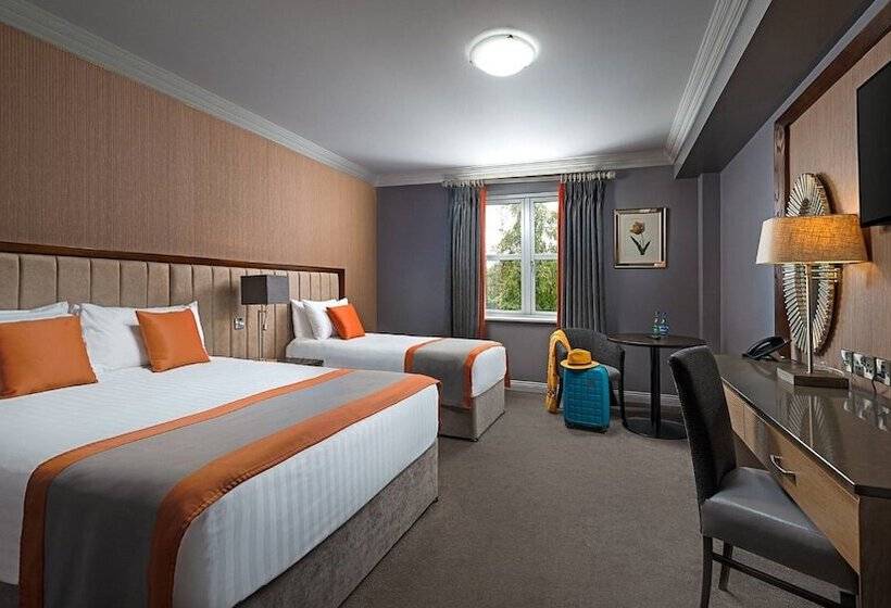 스탠다드 룸, Prince Of Wales