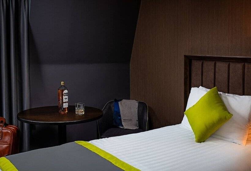 스탠다드 룸, Prince Of Wales