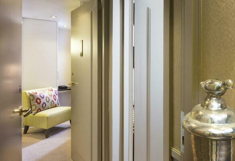 Chambre Familiale Deluxe, Balmoral Champselysees