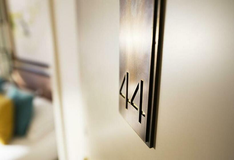 Chambre Familiale Deluxe, Balmoral Champselysees