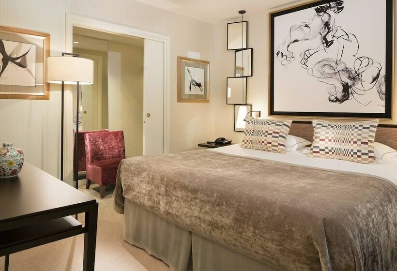 Suite, Balmoral Champselysees