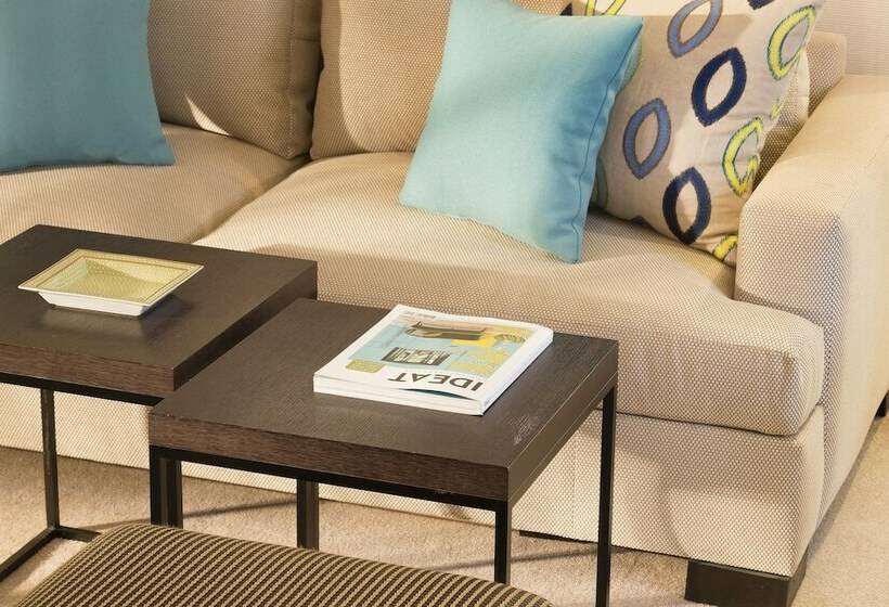 Suite, Balmoral Champselysees