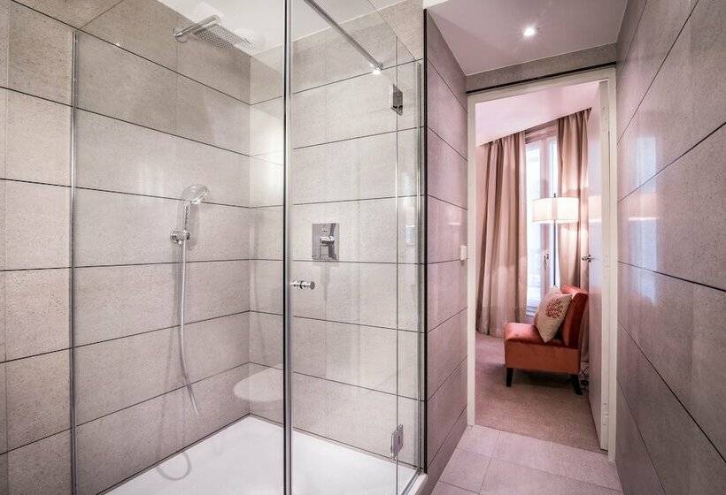 Chambre Standard Individuelle, Balmoral Champselysees