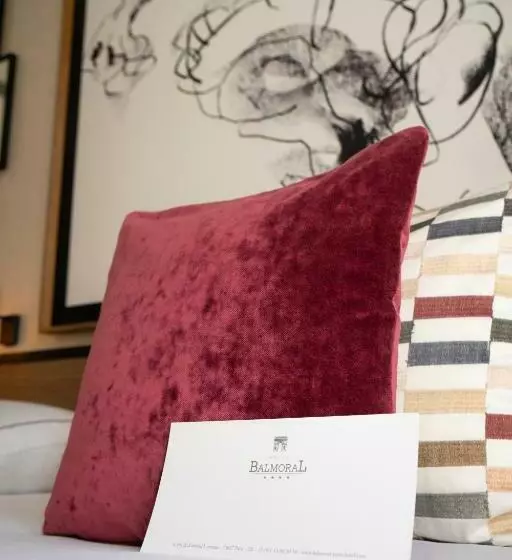 デラックススイート, Balmoral Champselysees