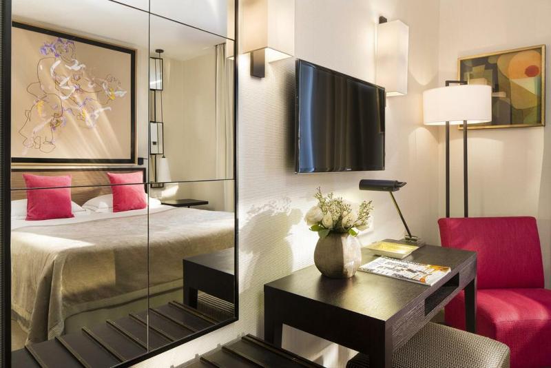 Chambre Prestige, Balmoral Champselysees