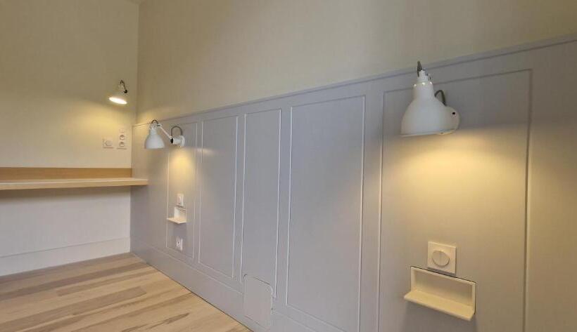 חדר סטנדרט עם מרפסת, Beau Rivage