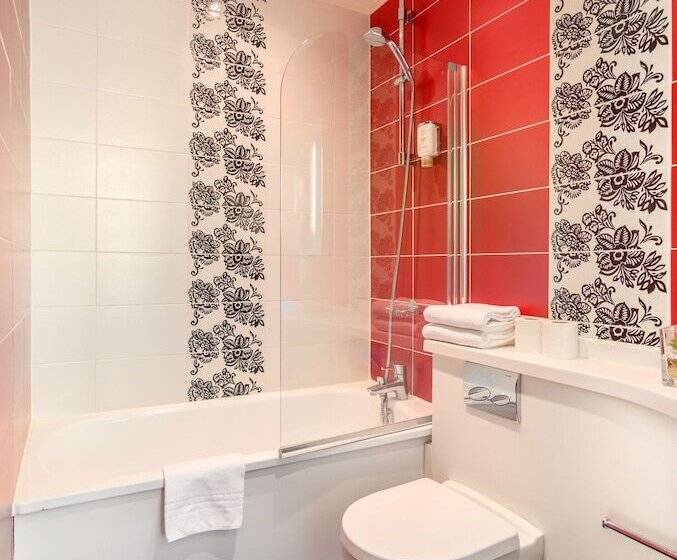 スタンダードルーム, Berkeley