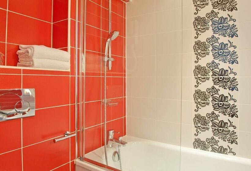 スタンダードルーム, Berkeley