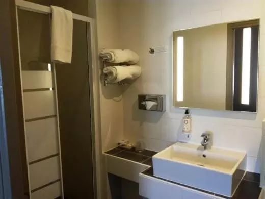 اتاق راحتی, Best Western Central