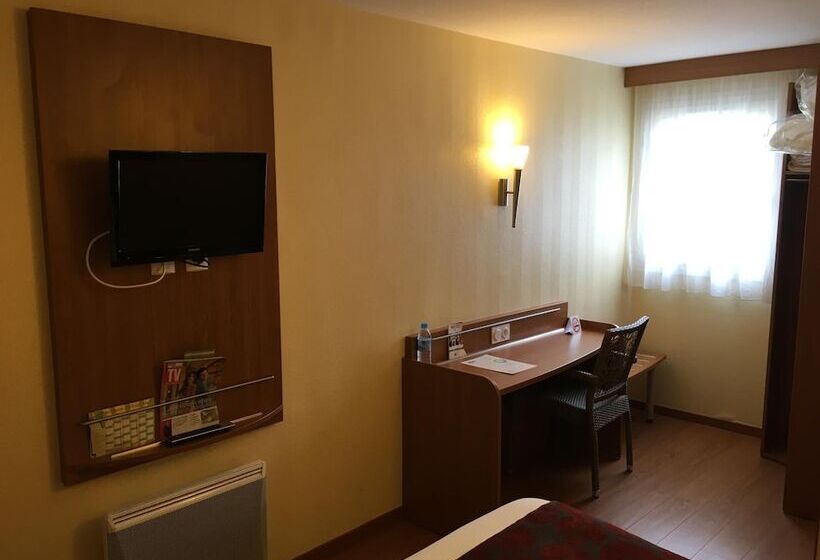 Семейный Номер, Brit Hotel Poitiers Beaulieu