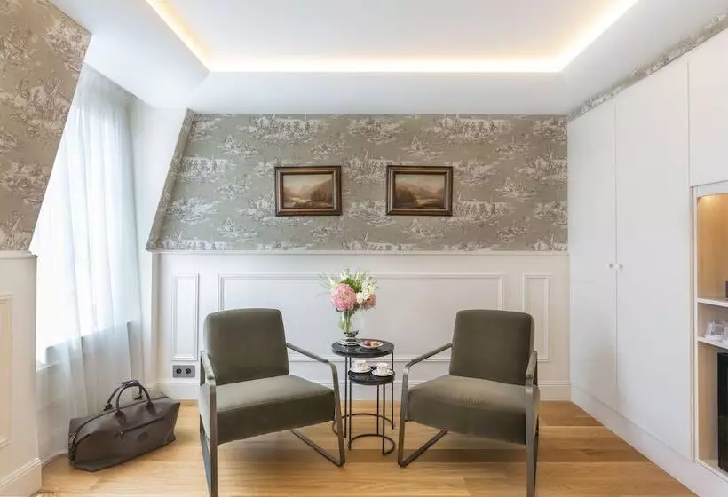 Deluxe Kamer, Cambon