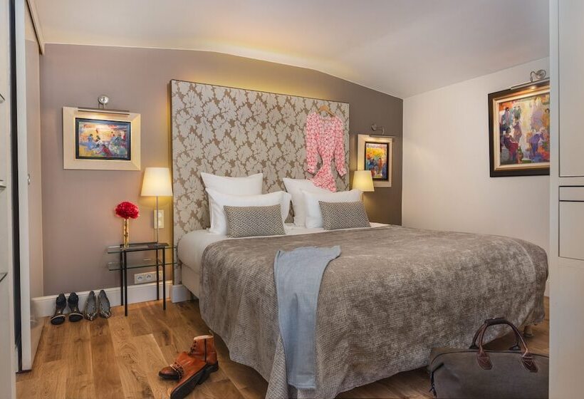 ジュニアスイート, Cambon