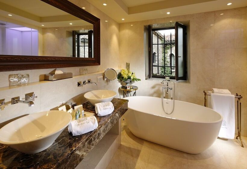 سوییت, Chateau Eza