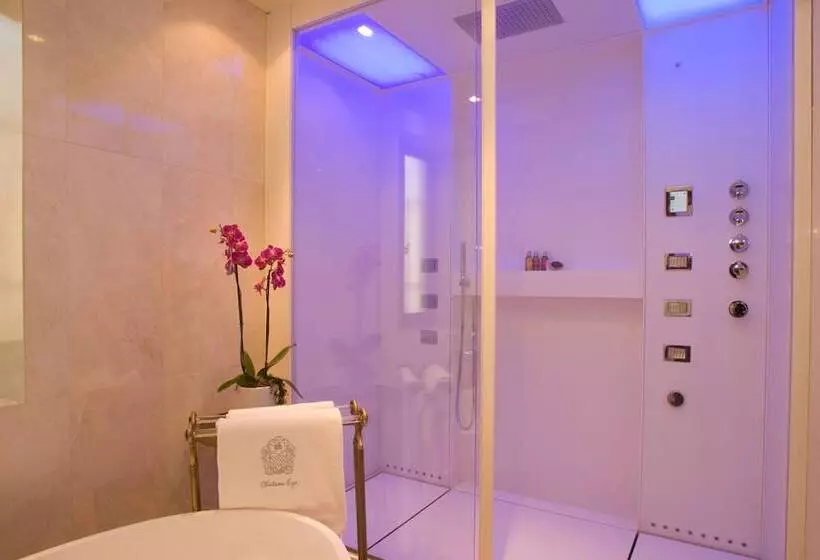 Suite, Chateau Eza