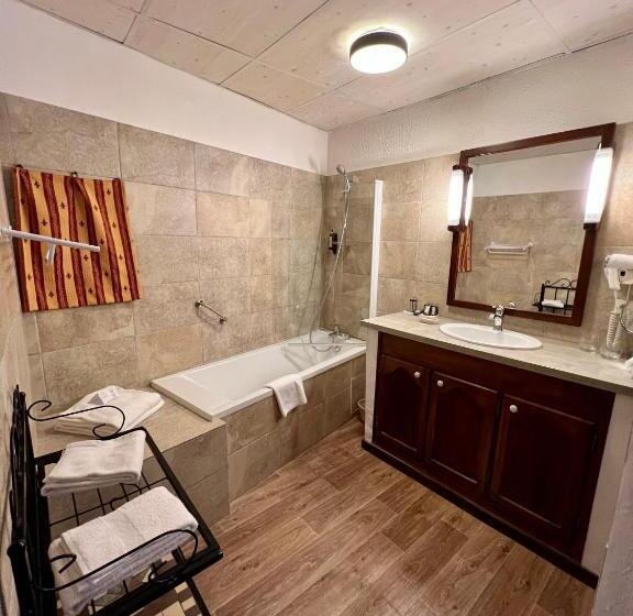 스탠다드 룸, Château De Trigance