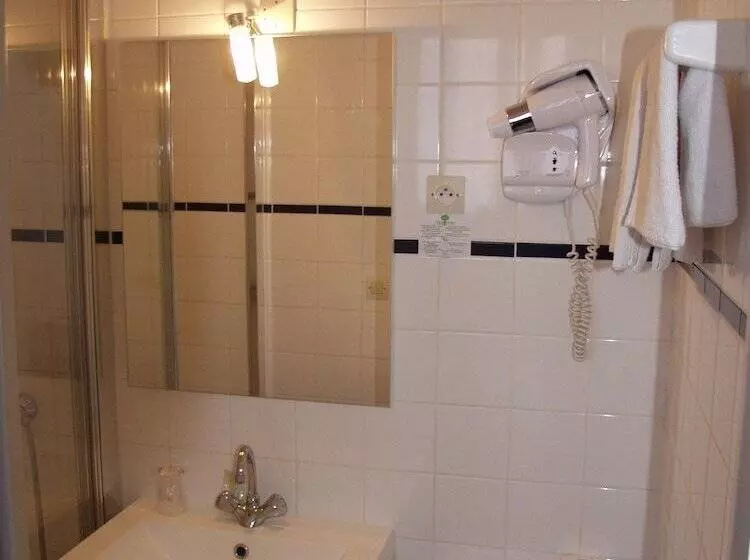 اتاق استاندارد یک نفره, Cit Hotel Hôtel Beauséjour