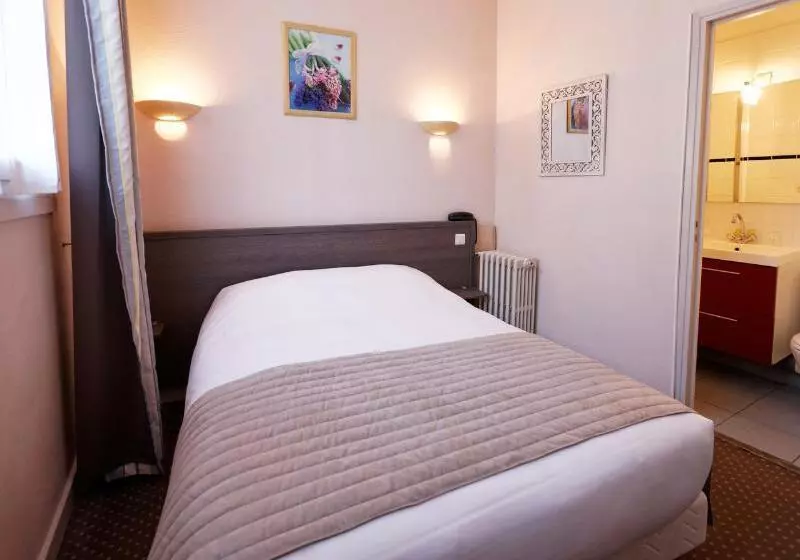 اتاق استاندارد یک نفره, Cit Hotel Hôtel Beauséjour