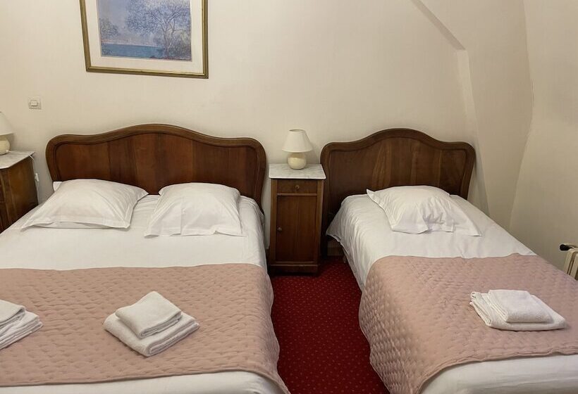 스탠다드 트리플 룸, Continental