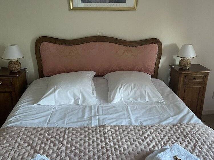 수피리어 룸, Continental