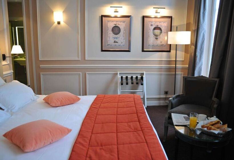 اتاق استاندارد, De l'Universite