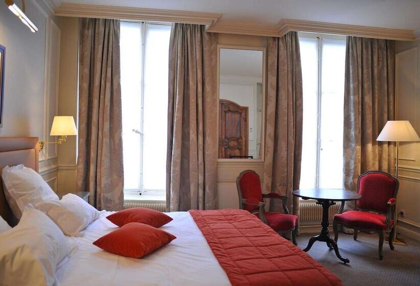 اتاق سوپریور, De l'Universite