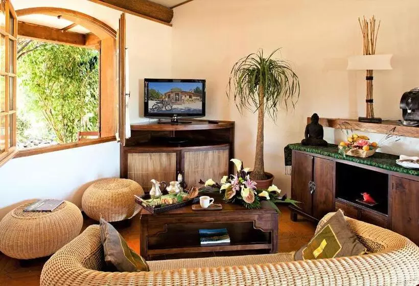 Senior Suite, Domaine Du Val De Sault