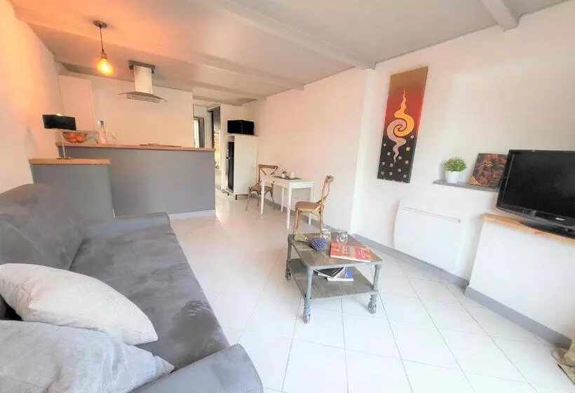 1 Bedroom Duplex Apartment, Domaine Du Val De Sault