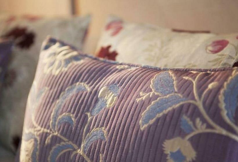 اتاق استاندارد یک نفره, Hôtel Bedford