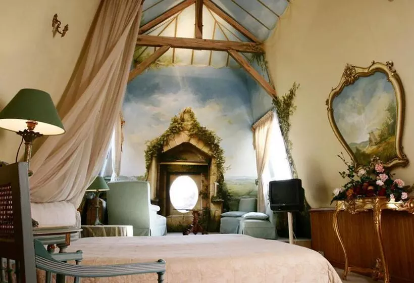 メゾネットスイート, Hôtel De France