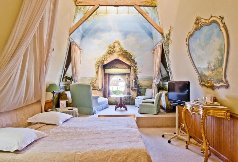 Люкс Дюплекс, Hôtel De France