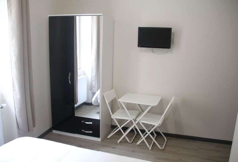 חדר סטנדרט, Hôtel De La Boëtie