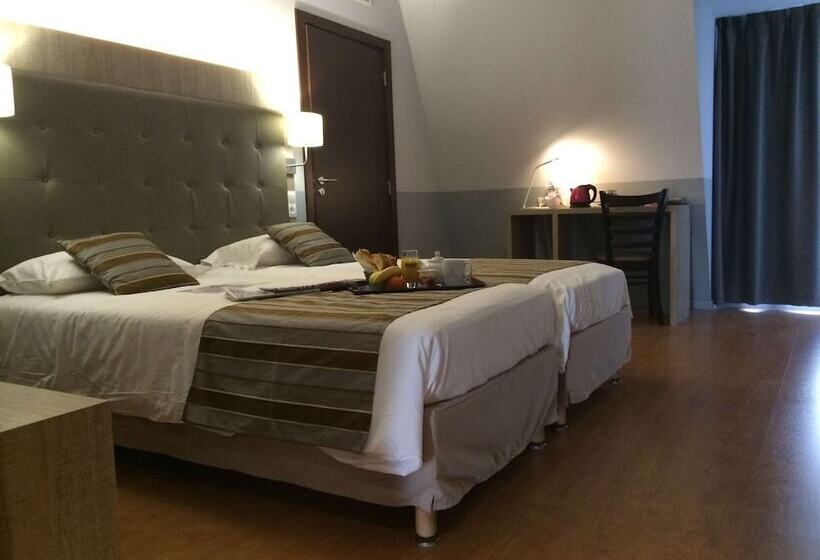 标准间, Kyriad Argenteuil