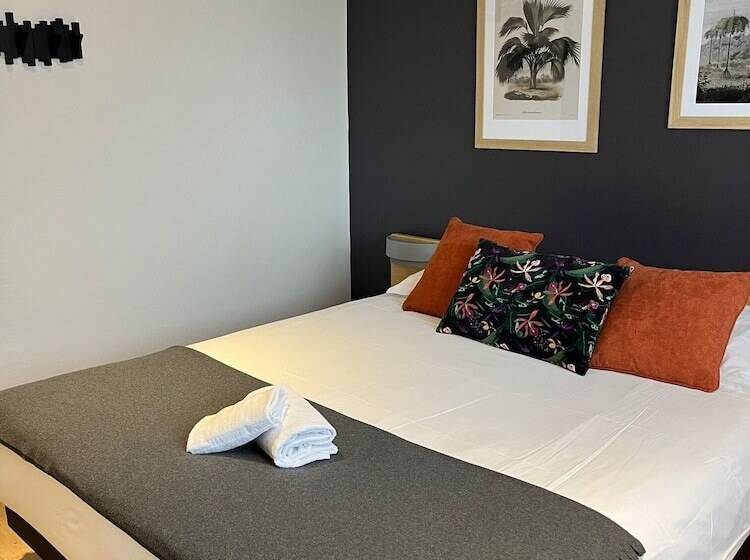 Номер Комфорт, Le Clos Du Pontic Logis Et Cit