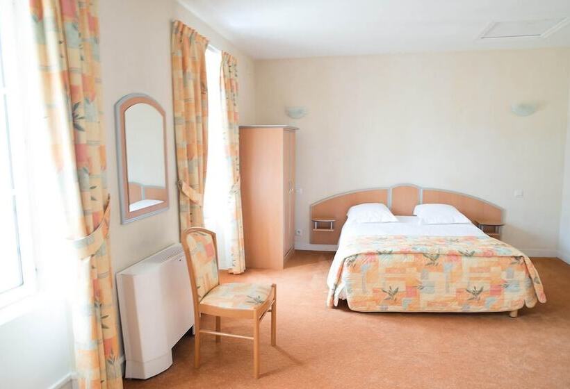 Номер Стандарт, Logis Hôtel De France Restaurant Le Lucullus