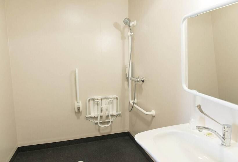 Номер Стандарт, Logis Hôtel De France Restaurant Le Lucullus