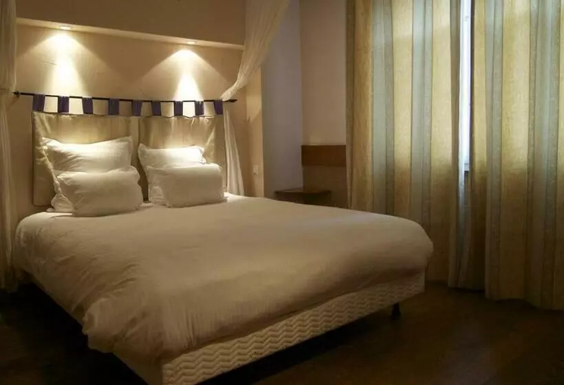 スタンダードルーム, Logis Hôtel Les Pages