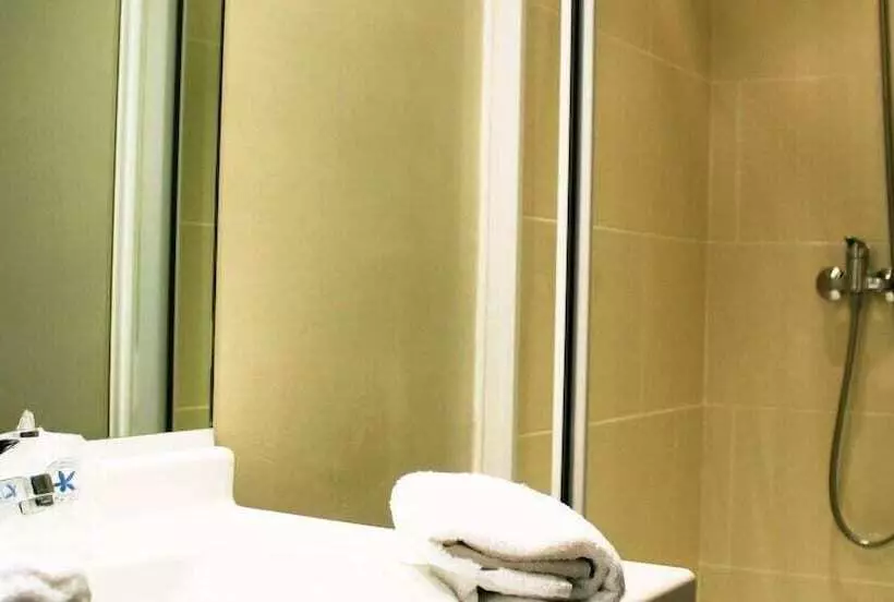 スタンダードルーム, The Originals Boutique, Hôtel Cassitel, Cassis