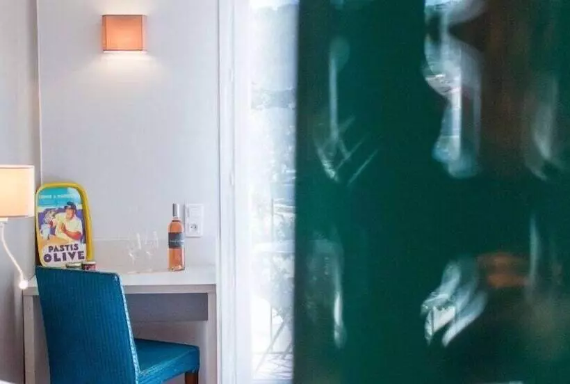 スーペリアールーム, The Originals Boutique, Hôtel Cassitel, Cassis