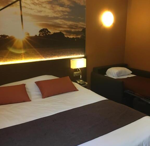 Quarto Triplo Comfort, The Originals City, Hôtel Le Boeuf Rouge, Saintjunien